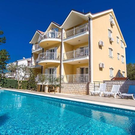 Apartments With A Swimming Pool Jadranovo, Crikvenica - 3238 Exterior photo